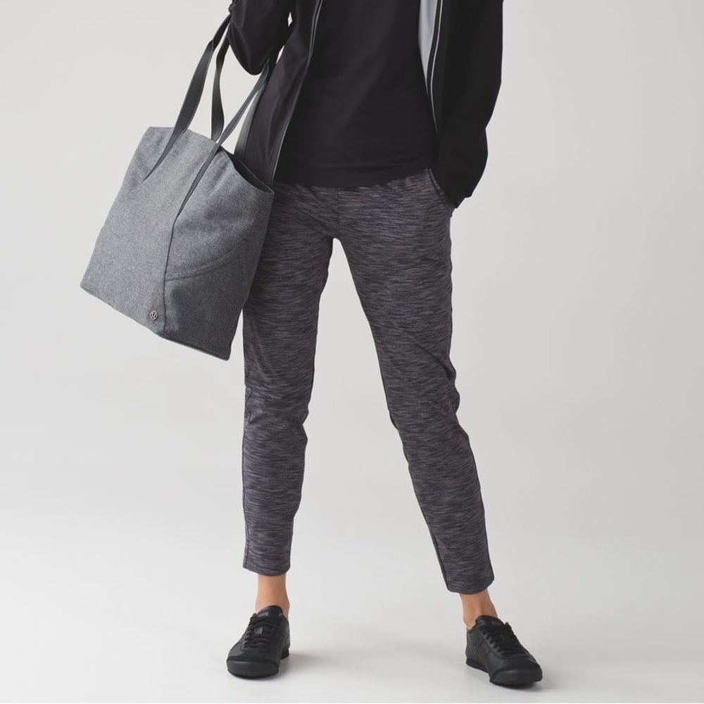 Lululemon Women’s Gray Marled Jet Crop Pant